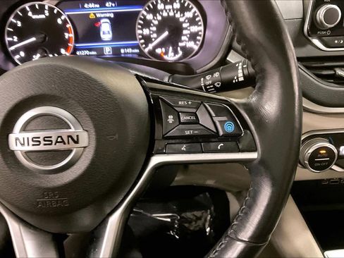 Used 2019 Nissan Altima 2.5 SV FWD image 25