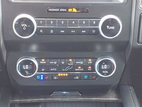 Certified 2021 Ford Expedition Max Limited RWD image 18