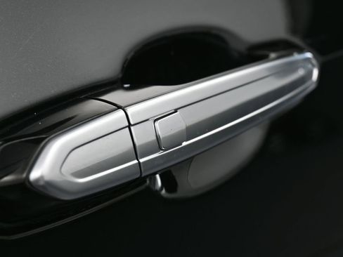 Used 2023 Cadillac XT6 Luxury image 47