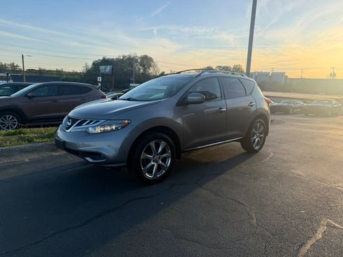 Used 2012 Nissan Murano LE w/ Platinum Pkg image 4