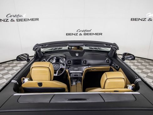 Used 2013 Mercedes-Benz SL 550 image 10