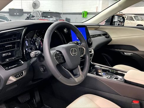 Used 2023 Lexus RX 350 FWD w/ Cold Area Package image 18