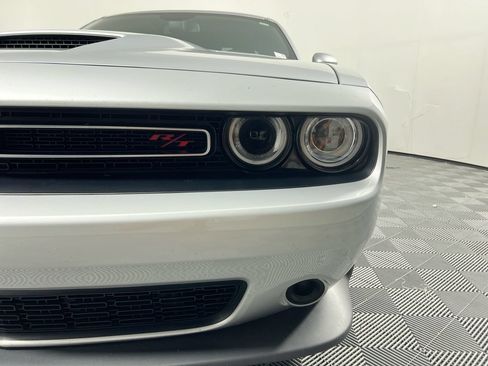 Used 2023 Dodge Challenger R/T RWD image 9