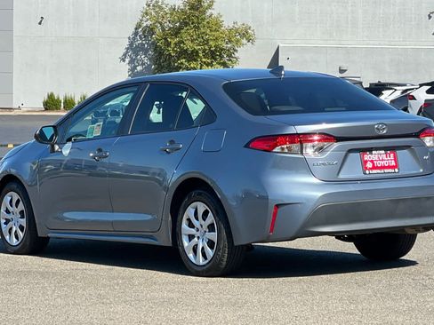 Used 2023 Toyota Corolla LE FWD image 7