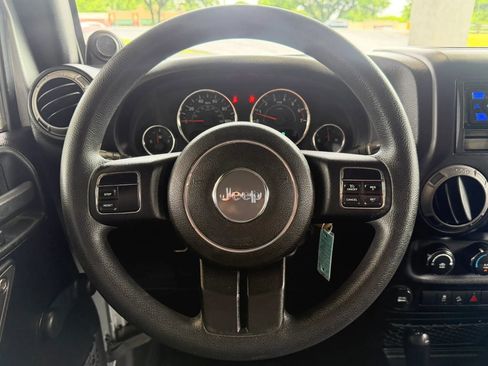 Used 2011 Jeep Wrangler Unlimited Sport AWD/4WD image 10