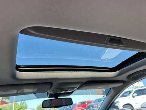 Used 2019 Honda CR-V Touring image 13
