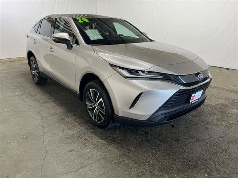 Certified 2024 Toyota Venza LE AWD/4WD image 1
