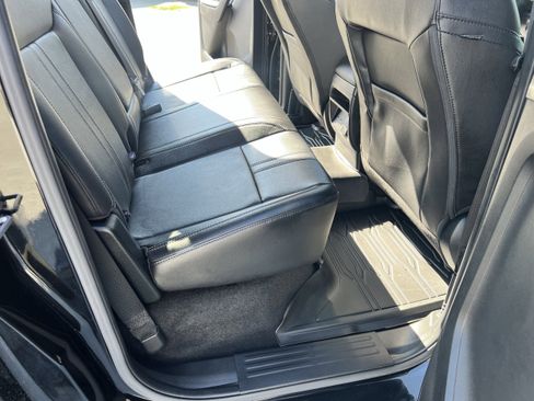 Used 2022 Ford Ranger Lariat w/ Trailer Tow Package image 16