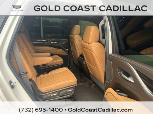 Used 2024 Cadillac Escalade Sport w/ LPO, ONYX Package AWD/4WD image 9