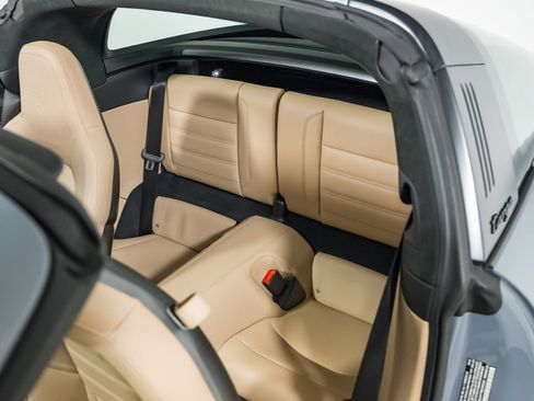 Used 2024 Porsche 911 Targa 4 GTS image 31