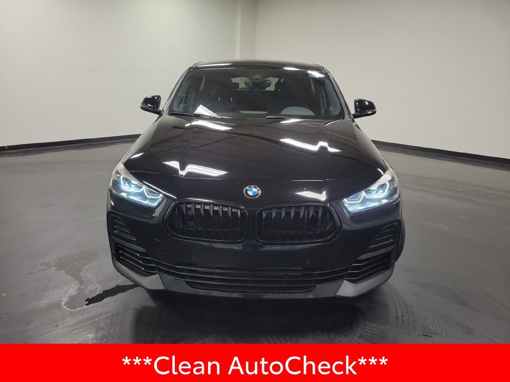 Used 2023 BMW X2 xDrive28i w/ Convenience Package AWD/4WD image 3
