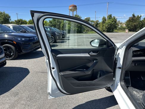 New 2025 Volkswagen Jetta Sport image 11