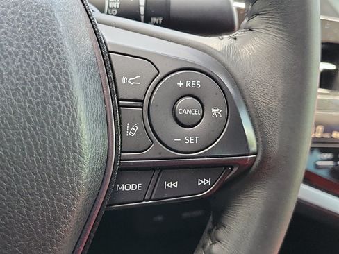 Used 2023 Toyota Camry XSE FWD image 29