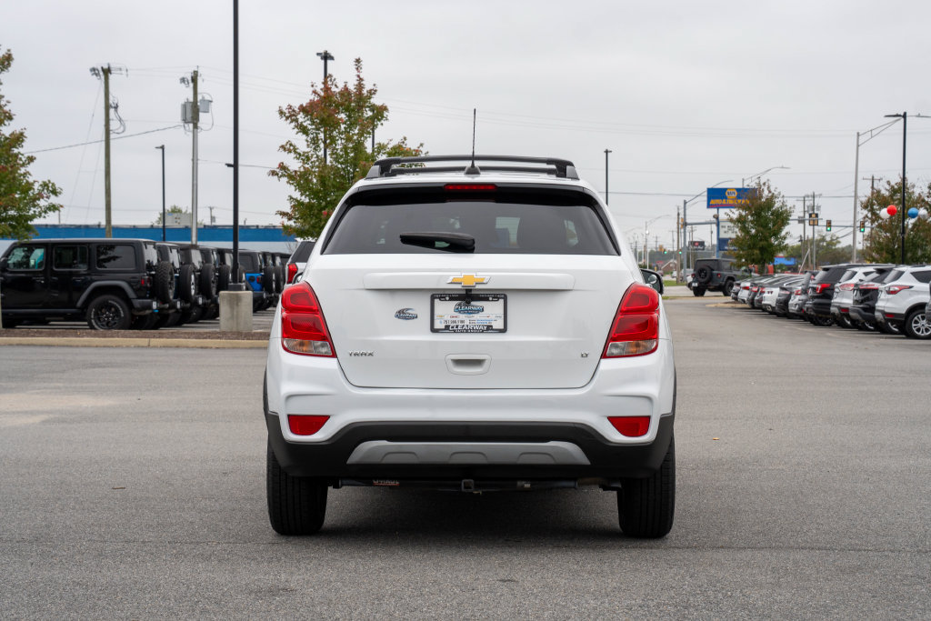 Used 2018 Chevrolet Trax LT w/ LT Convenience Package FWD image 6