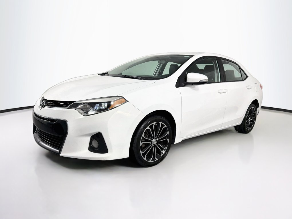 Used 2015 Toyota Corolla S FWD image 3