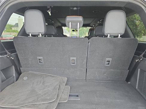 Used 2024 Lincoln Navigator Reserve image 12