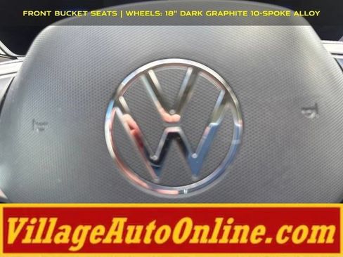 Used 2022 Volkswagen Tiguan SE w/ Panoramic Sunroof Package AWD/4WD image 19