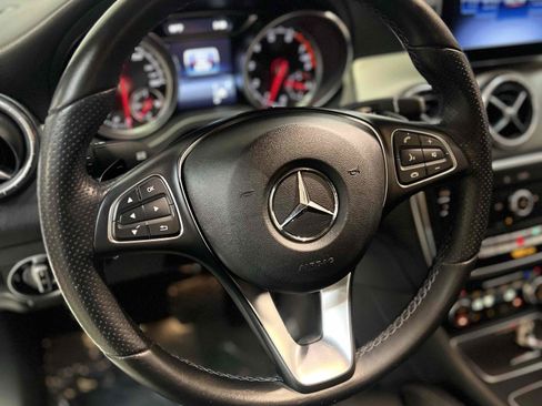 Used 2019 Mercedes-Benz CLA 250 image 23