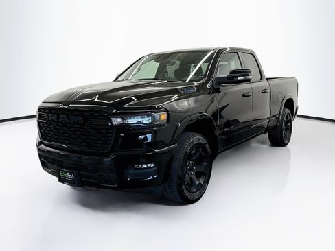 Used 2025 RAM 1500 Big Horn AWD/4WD image 3