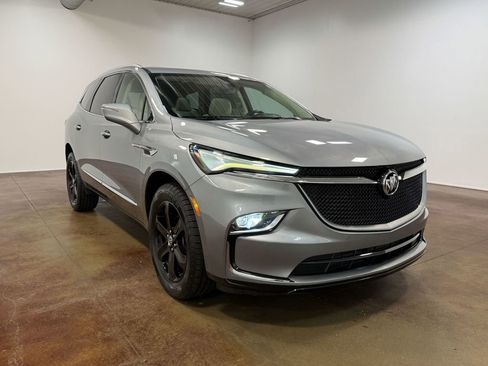 Used 2023 Buick Enclave Essence w/ Experience Buick Package image 30