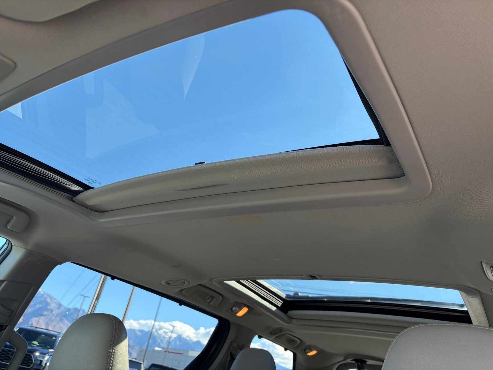 Used 2017 Toyota Sienna Limited AWD/4WD image 22