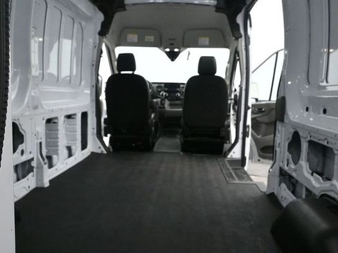 Used 2024 Ford Transit 250 148 Medium Roof image 9