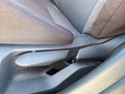 Used 2025 Toyota Camry Hybrid image 15