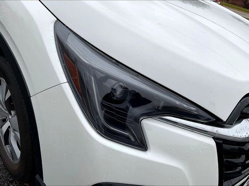 Certified 2024 Subaru Ascent Premium w/ Convenience Package image 33