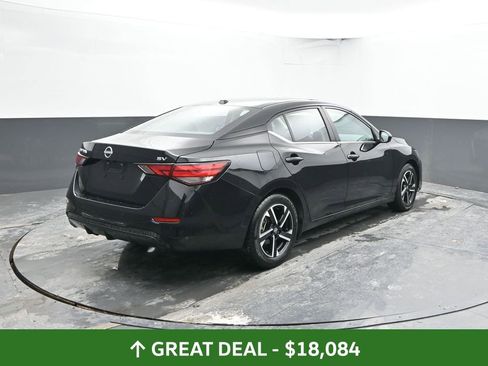 Used 2024 Nissan Sentra SV FWD image 11