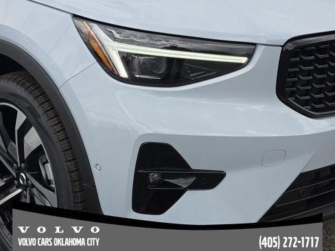 New 2026 Volvo XC40 B5 Ultra w/ Protection Package Premier AWD/4WD image 7