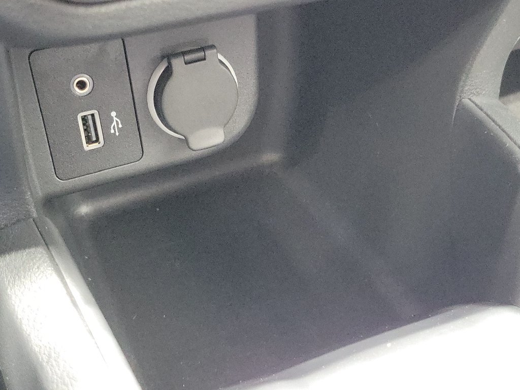 Used 2025 Nissan Kicks Play S FWD image 35