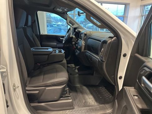 Used 2021 Chevrolet Silverado 2500 W/T image 16