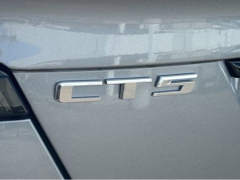 New 2026 Cadillac CT5 V image 9