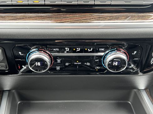 New 2026 GMC Sierra 1500 Elevation w/ Elevation Premium Package image 31