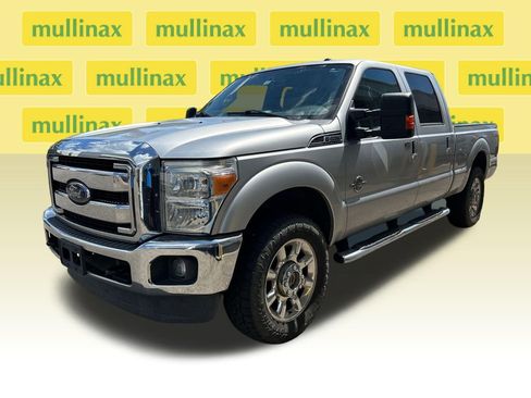 Used 2016 Ford F250 Lariat w/ Lariat Ultimate Package AWD/4WD image 4