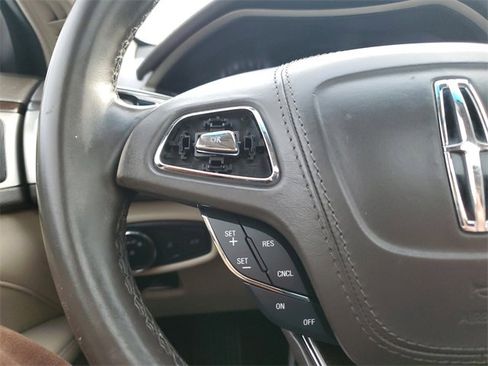 Used 2017 Lincoln MKZ Select w/ Select Plus Package image 12