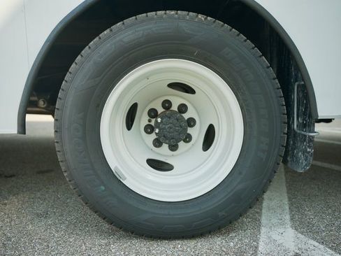 New 2025 Ford E-450 and Econoline 450 Super Duty w/ Driver's Safety Package image 22