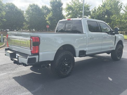 Used 2026 Ford F350 Platinum w/ Platinum Plus Package AWD/4WD image 9