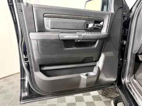 Used 2015 RAM 1500 Laramie Limited image 33