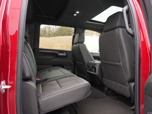 Used 2025 Chevrolet Silverado 3500 High Country w/ High Country Premium Package AWD/4WD image 30