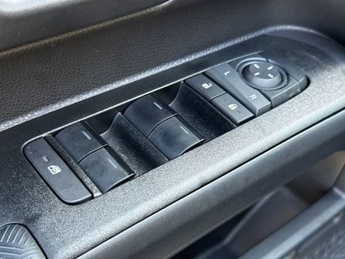 Used 2025 Toyota 4Runner SR5 image 21