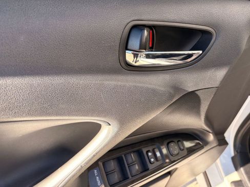 Used 2011 Lexus IS 250 AWD image 13