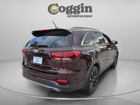 Used 2020 Kia Sorento EX image 4