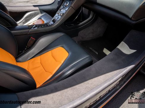 Used 2012 McLaren MP4-12C Coupe RWD image 28