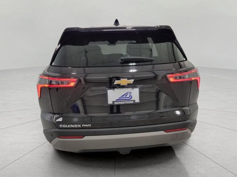 Used 2025 Chevrolet Equinox LT AWD/4WD image 24