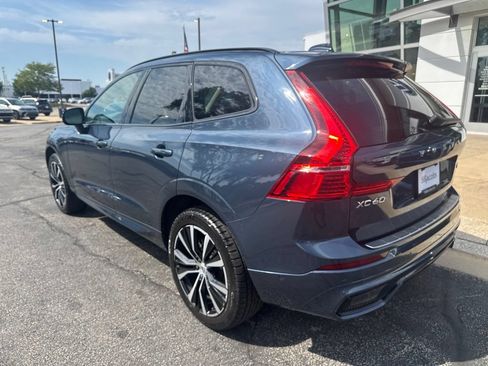 Used 2023 Volvo XC60 B5 Plus w/ Climate Package AWD/4WD image 4
