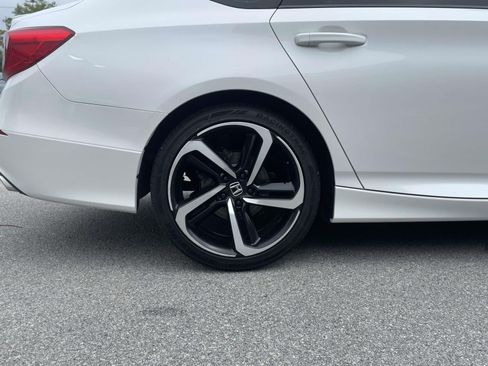 Used 2020 Honda Accord Sport image 7