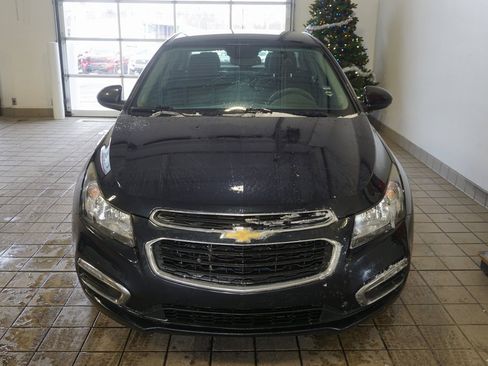 Used 2016 Chevrolet Cruze LT image 11