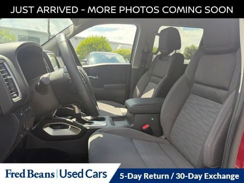Used 2023 Nissan Frontier SV w/ SV Convenience Package AWD/4WD image 12