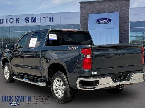 Used 2022 Chevrolet Silverado 1500 LT image 4